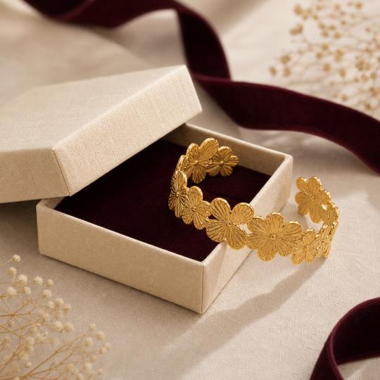 Aurelia Bloom Gold Cuff Bracelet - 04 Packaging gift - Heart & Hazel gold floral cuff bracelet