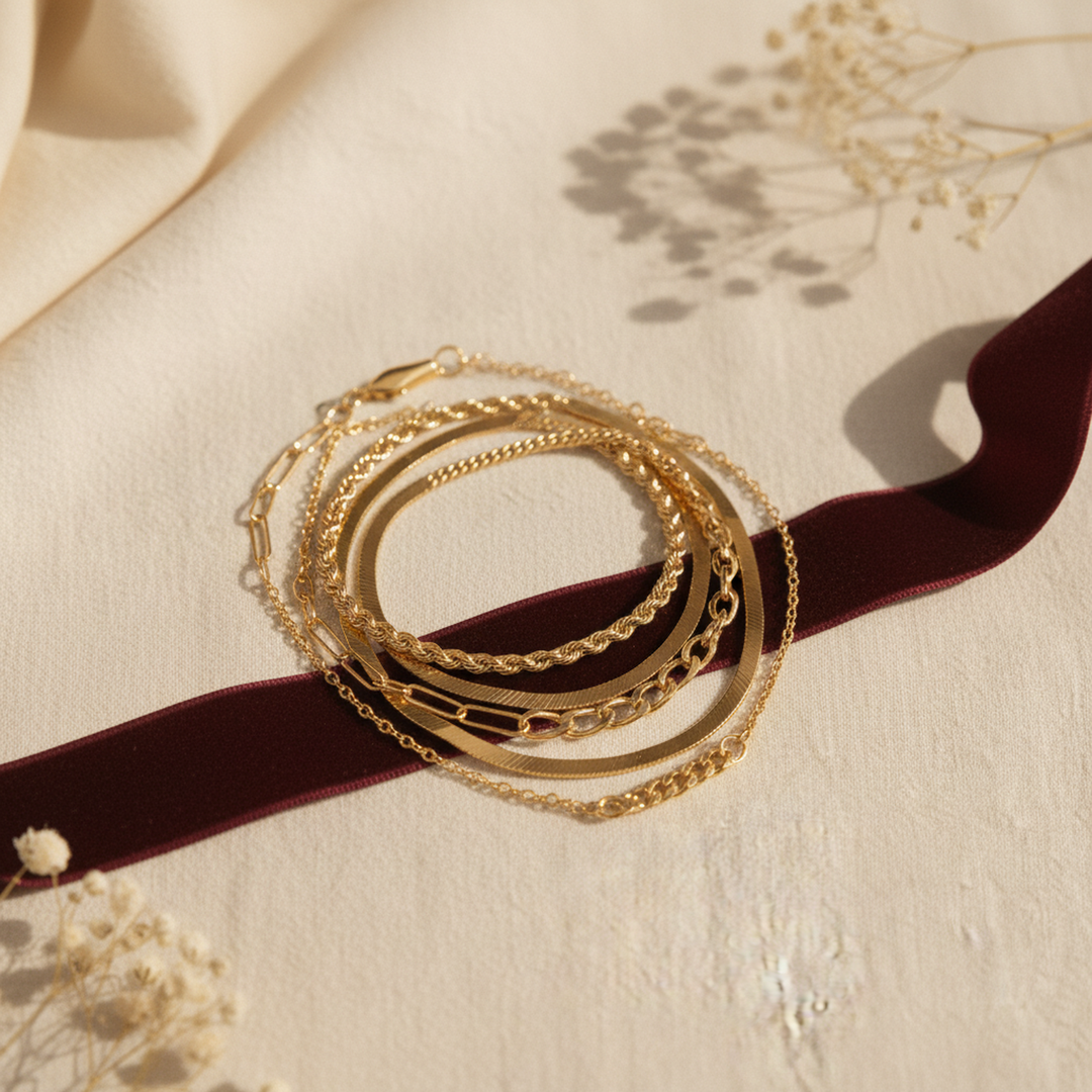 Liora Gold Bracelet Set - 03 Macro detail - Heart & Hazel gold bracelet set