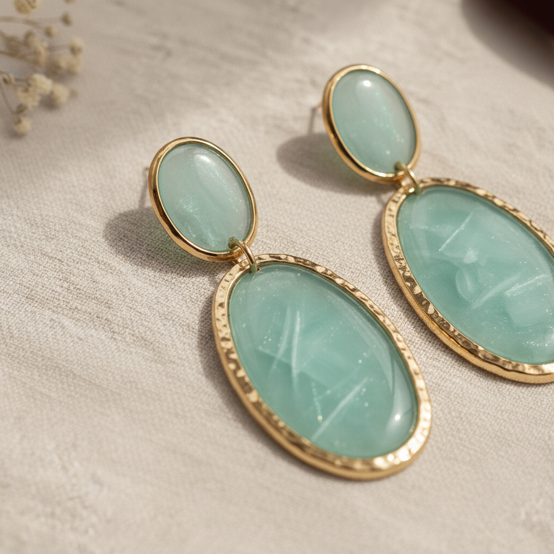 Noa Oval Resin Drop Earrings - 03 Macro detail - Heart & Hazel oval resin drop earrings