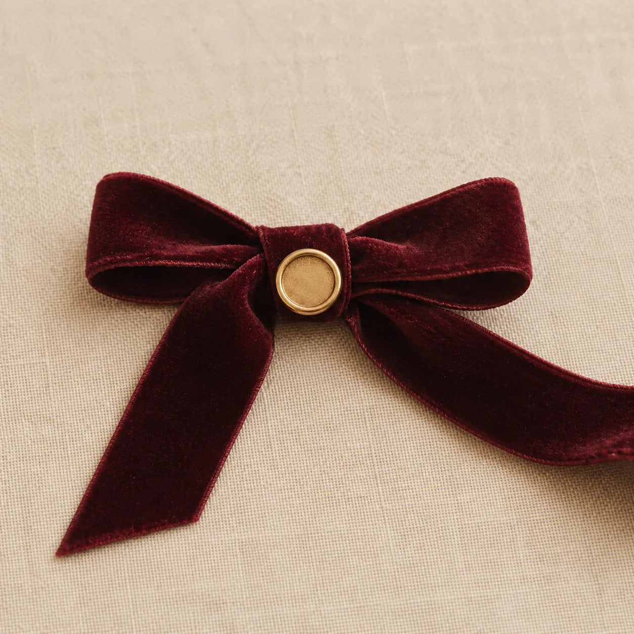 Heart and Hazel ring with burgundy velvet bow